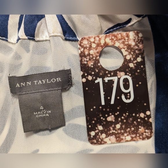 5/$25 Ann Taylor 100% Silk Blouse - Picture 5 of 6